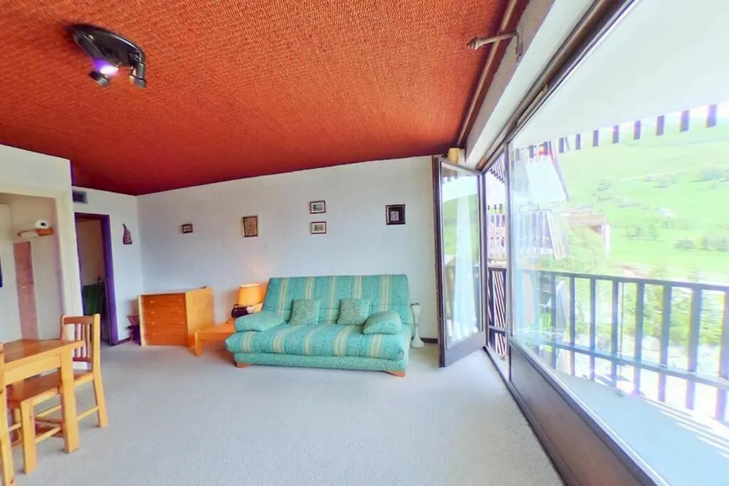 Ski In And Out With Amazing Mountain Views Les Deux Alpes Apartment