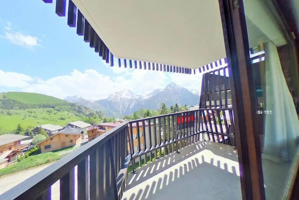 Ski In And Out With Amazing Mountain Views Les Deux Alpes Apartment